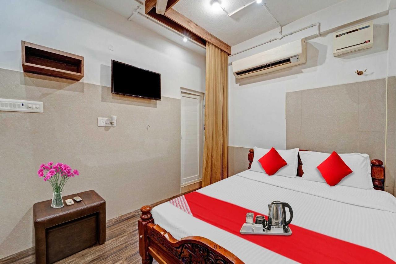 Oyo 81287 Empire Inn Chennai Esterno foto