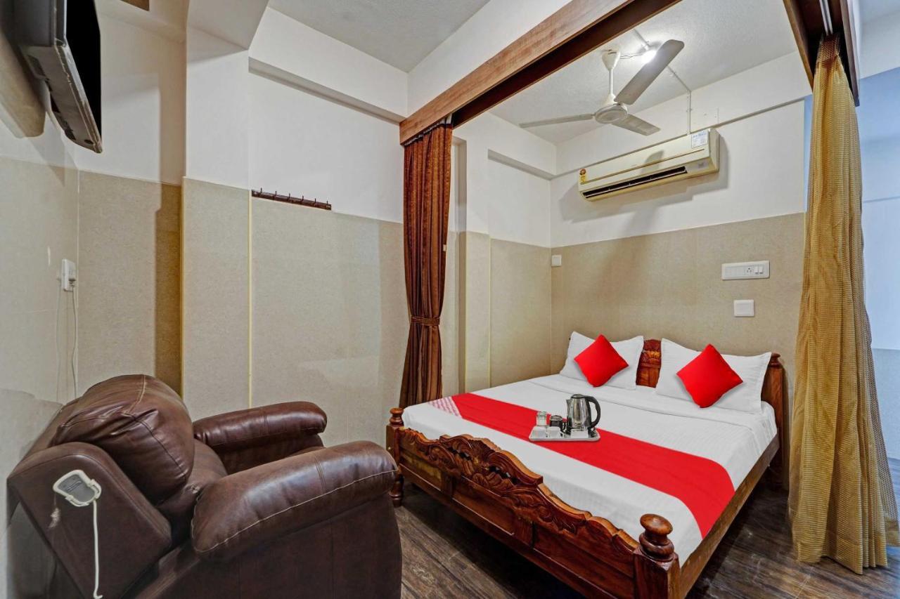 Oyo 81287 Empire Inn Chennai Esterno foto